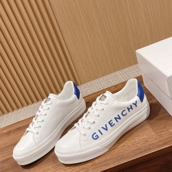 GIVENCHY Sneakers