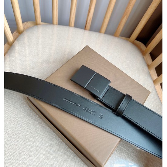 BURBERRY Belts