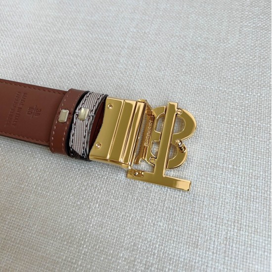 BURBERRY Belts