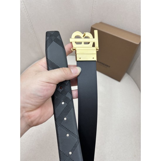 BURBERRY Belts