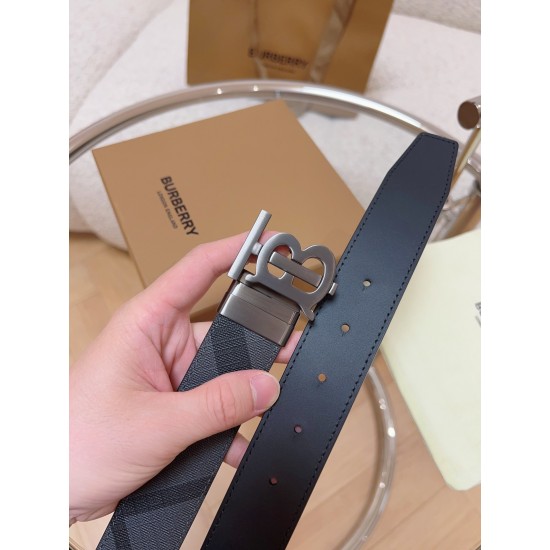 BURBERRY Belts