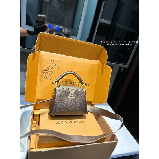 LV Capucines