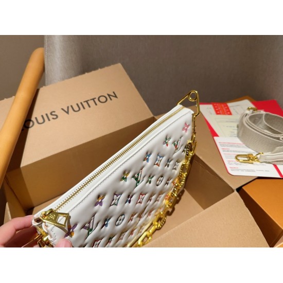 LV Coussin