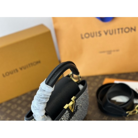 LV Capucines