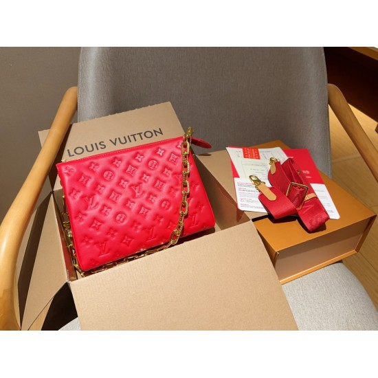 LV Coussin