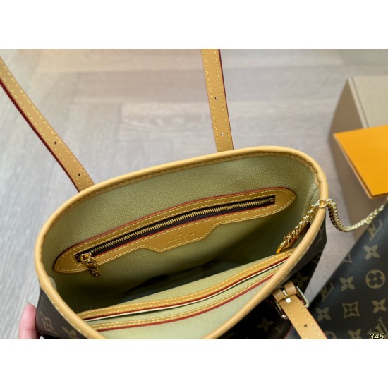 LV Cannes & Boite