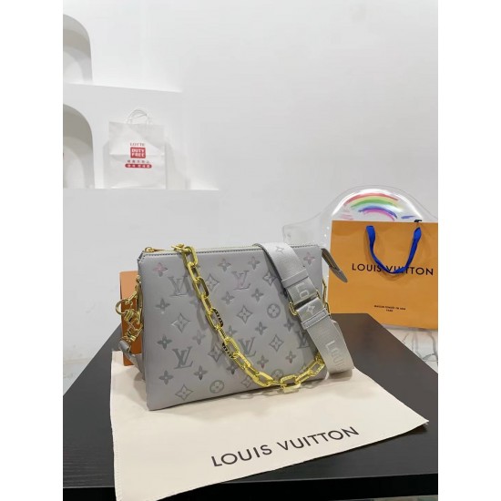 LV Coussin