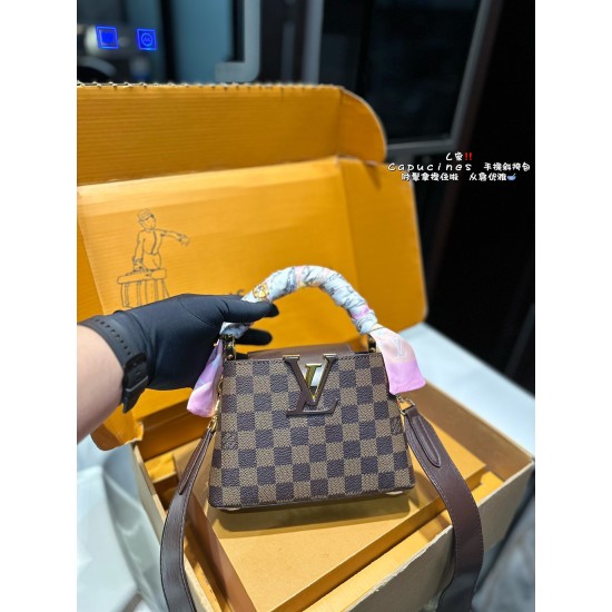LV Capucines