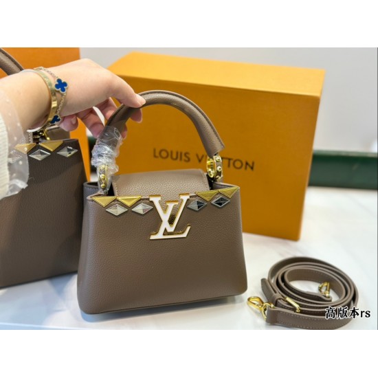 LV Capucines