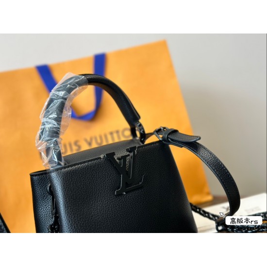 LV Capucines