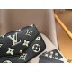 LV Pochette