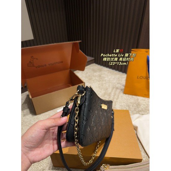 LV Pochette