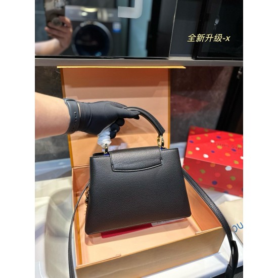 LV Capucines
