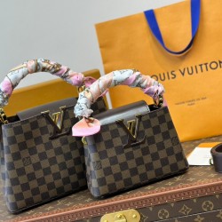 LV Capucines