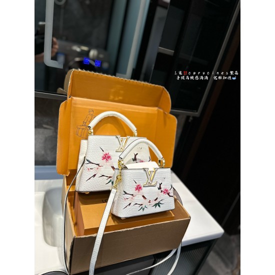 LV Capucines