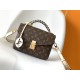 LV Pochette