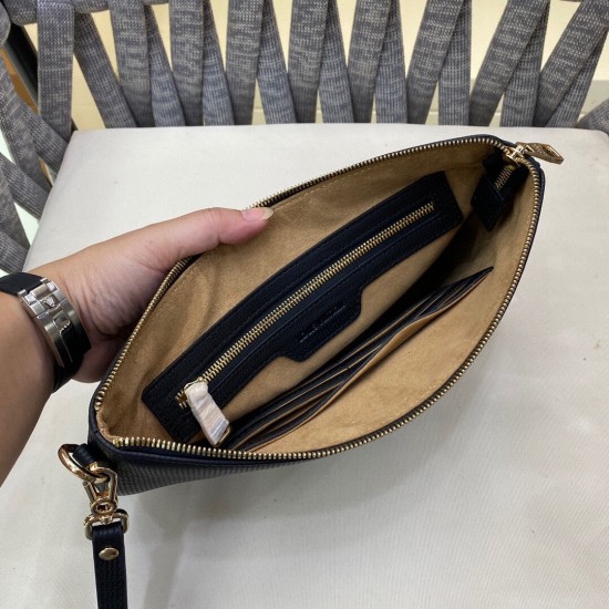 LV Pouch