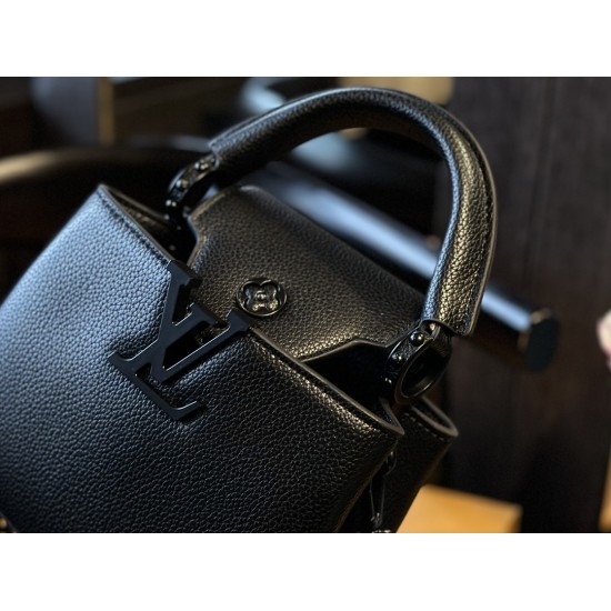 LV Capucines