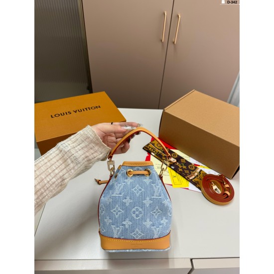 LV Cannes & Boite