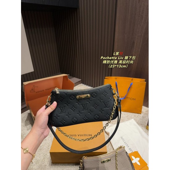 LV Pochette