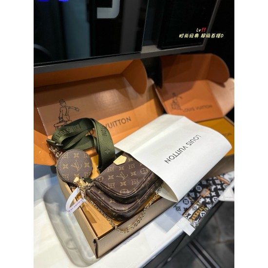 LV Pochette