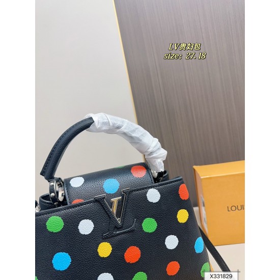 LV Capucines