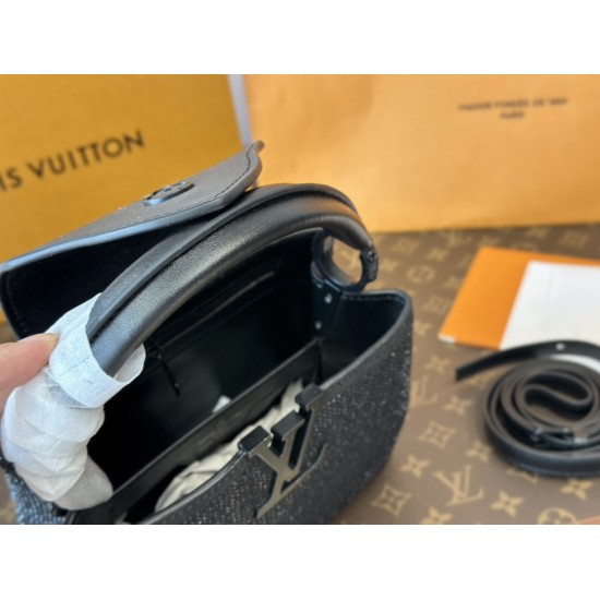 LV Capucines