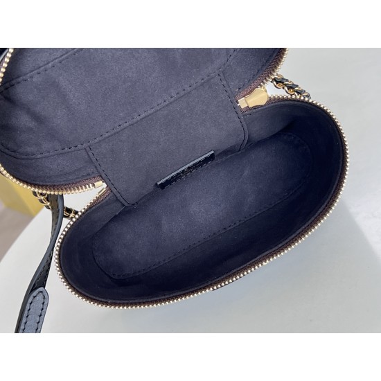LV Pouch