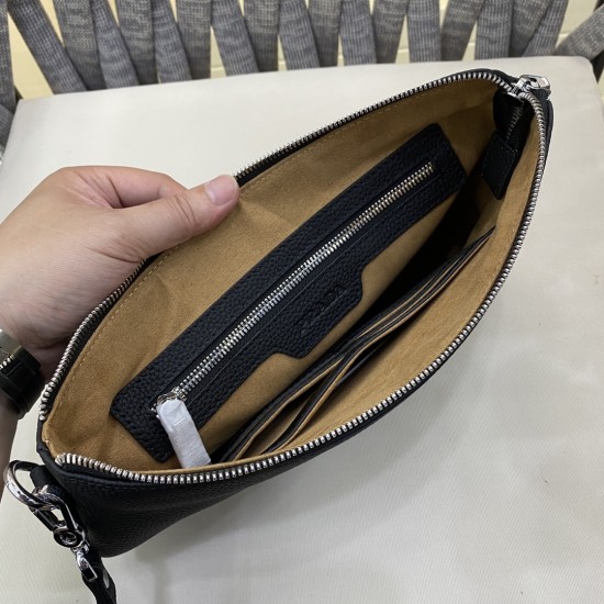 LV Pouch