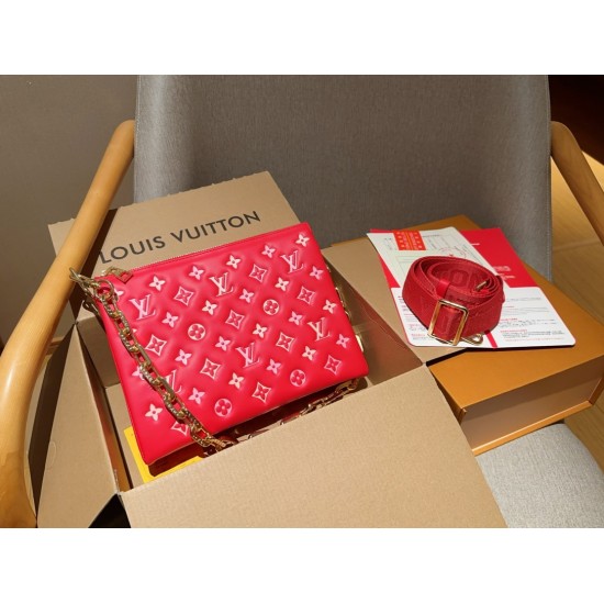 LV Coussin