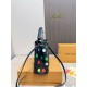 LV Capucines