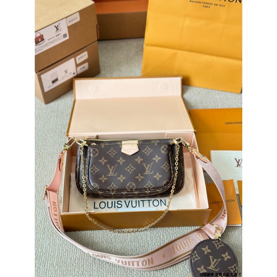LV Pochette