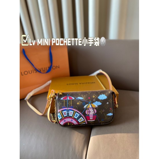 LV Pochette