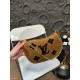 LV Coussin