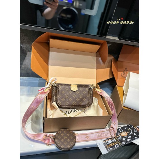 LV Pochette