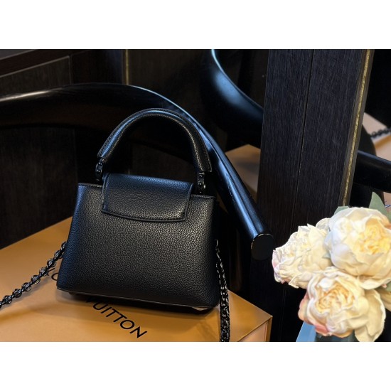 LV Capucines
