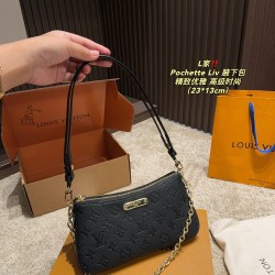 LV Pochette