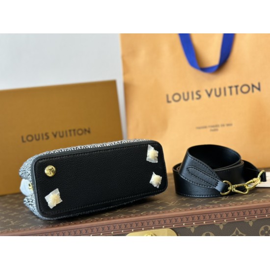 LV Capucines
