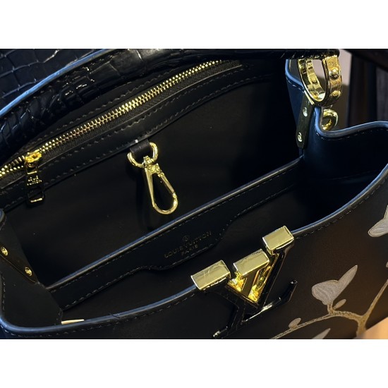 LV Capucines