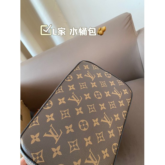 LV Cannes & Boite