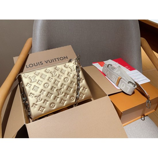 LV Coussin