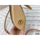 LV Pochette