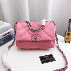 CHANEL 19 BAG