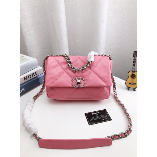 CHANEL 19 BAG
