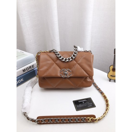 CHANEL 19 BAG
