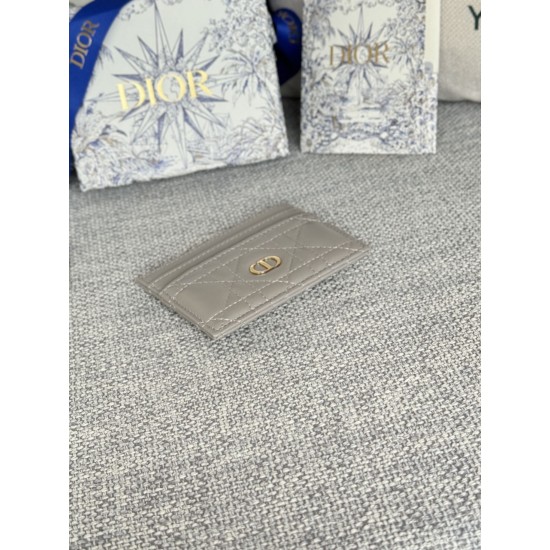 Dior Caro