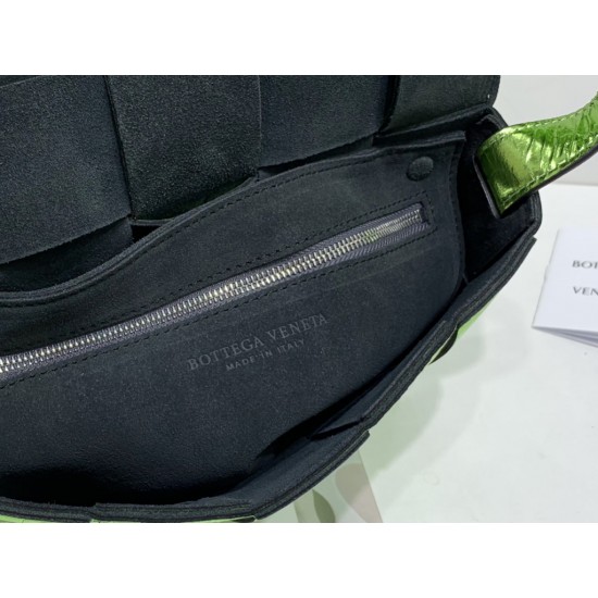 Bottega Veneta Cassette Bottega Veneta Cassette