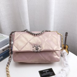 CHANEL 19 BAG