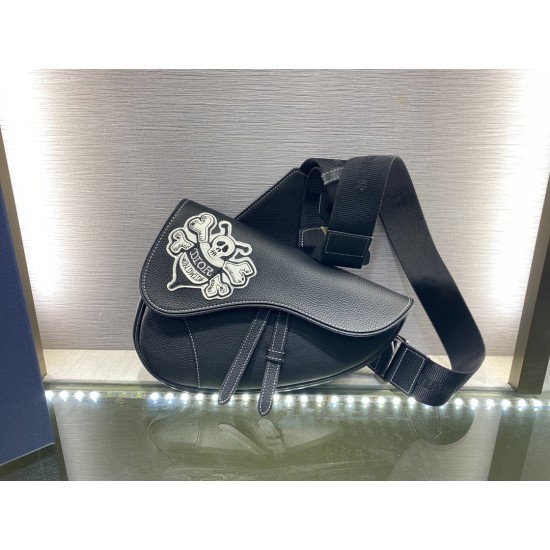 Dior Saddle