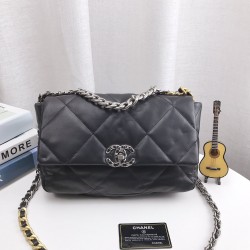 CHANEL 19 BAG